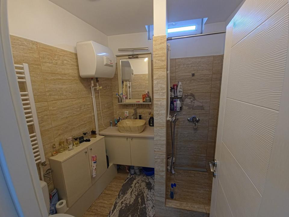 Centru apartament 3 camere decomandat la 200 m de plaja Modern