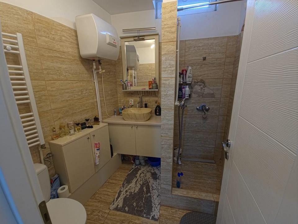 Centru apartament 3 camere decomandat la 200 m de plaja Modern