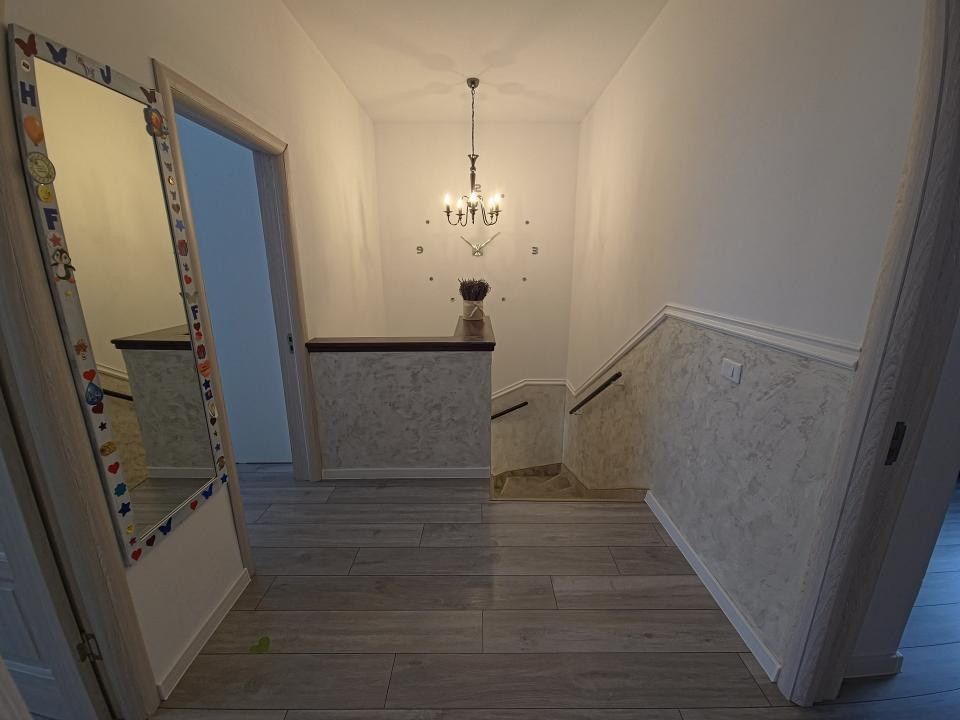 Palazu Mare Duplex Premium 4 Camere  Mobilat și Utilat  Curte 2 Parcări