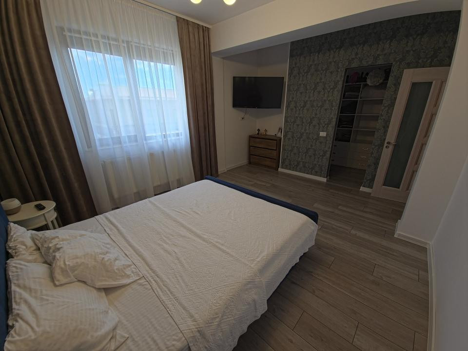 Palazu Mare Duplex Premium 4 Camere  Mobilat și Utilat  Curte 2 Parcări