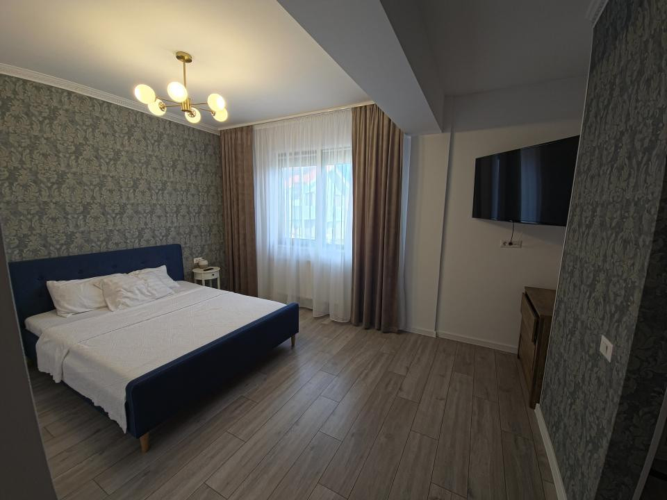 Palazu Mare Duplex Premium 4 Camere  Mobilat și Utilat  Curte 2 Parcări