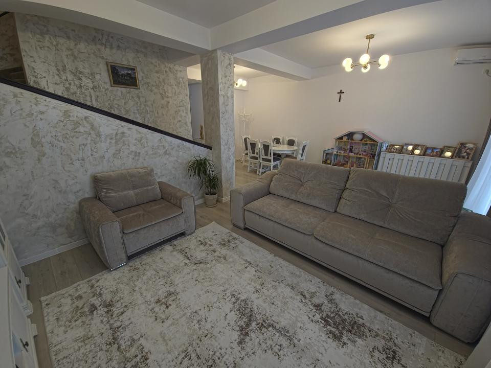 Palazu Mare Duplex Premium 4 Camere  Mobilat și Utilat  Curte 2 Parcări