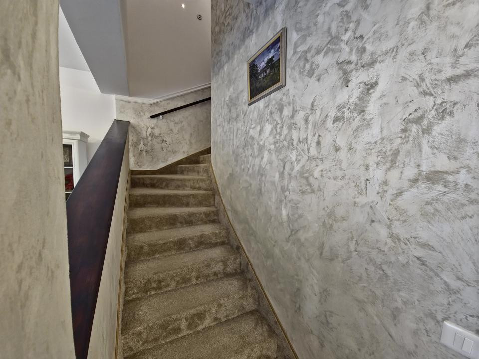 Palazu Mare Duplex Premium 4 Camere  Mobilat și Utilat  Curte 2 Parcări