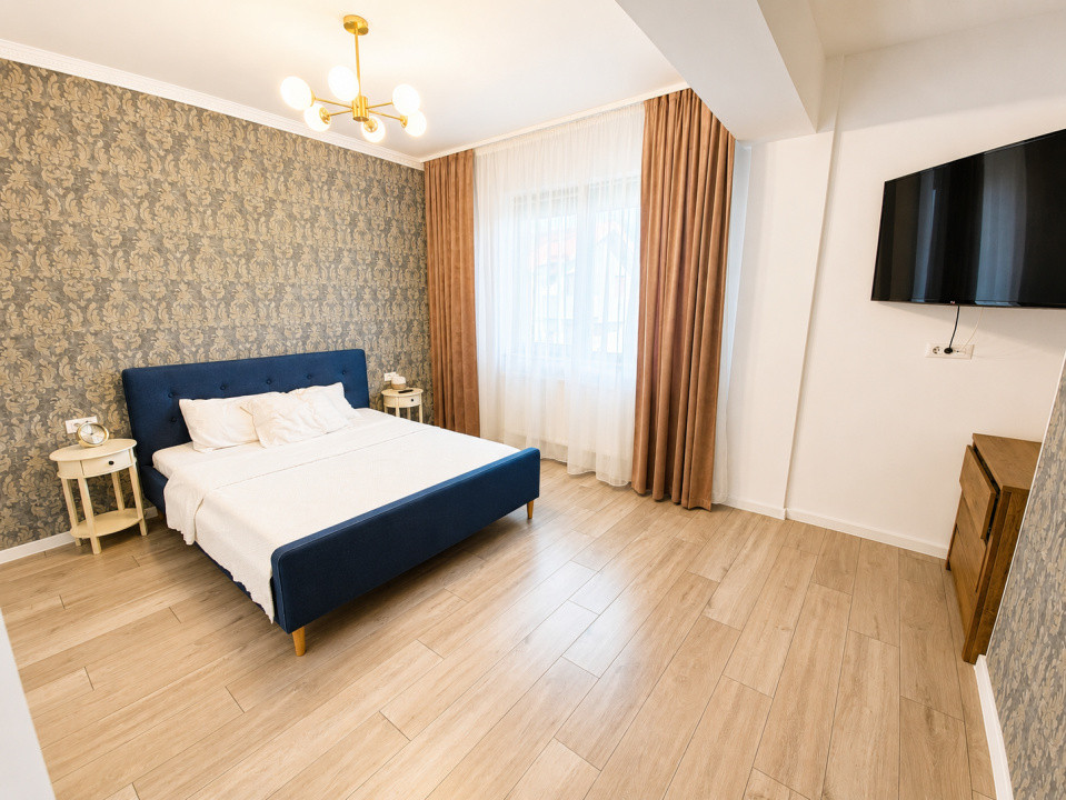 Palazu Mare Duplex Premium 4 Camere  Mobilat și Utilat  Curte 2 Parcări