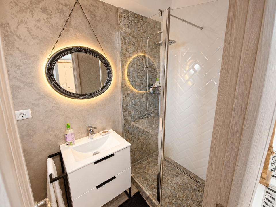 Palazu Mare Duplex Premium 4 Camere  Mobilat și Utilat  Curte 2 Parcări
