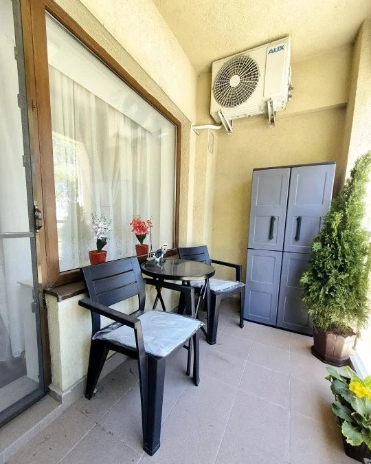 Mamaia apartament 2 camere renovat loc parcare