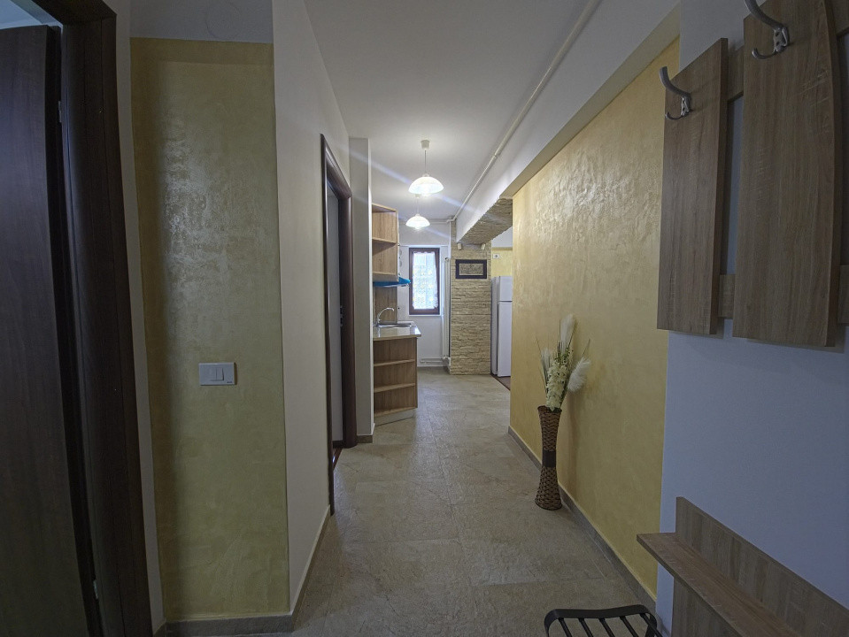 Mamaia apartament 2 camere renovat loc parcare