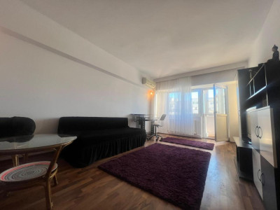 Trocadero apartament 2 camere decomandat