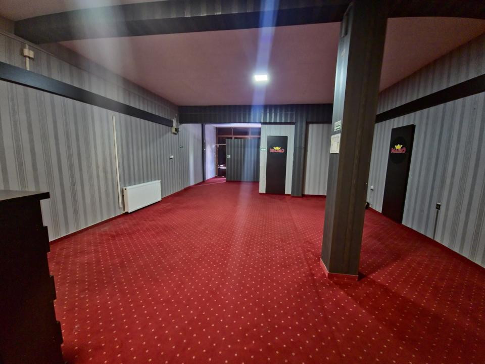 Spațiu comercial de închiriat Ovidiu zona Centrală  80 mp utili