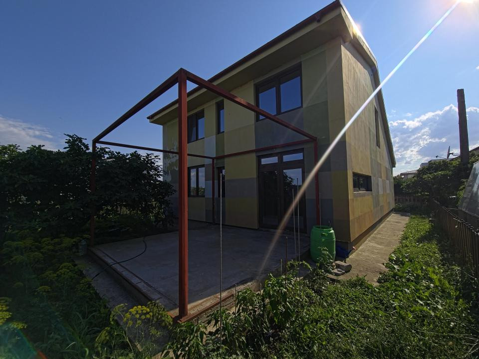 Casă P+M la stadiul de alb Cartier Del Sole Cumpăna  110,9 mp utili Teren 362 mp