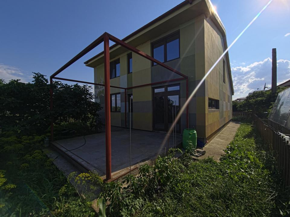 Casă P+M la stadiul de alb Cartier Del Sole Cumpăna  110,9 mp utili Teren 362 mp