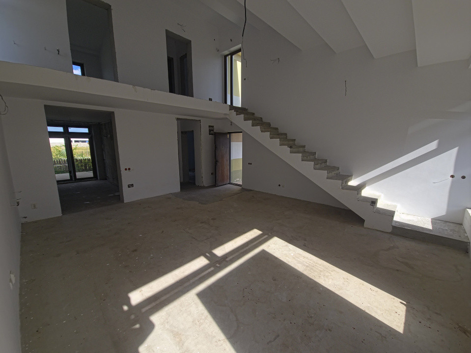 Casă P+M la stadiul de alb Cartier Del Sole Cumpăna  110,9 mp utili Teren 362 mp