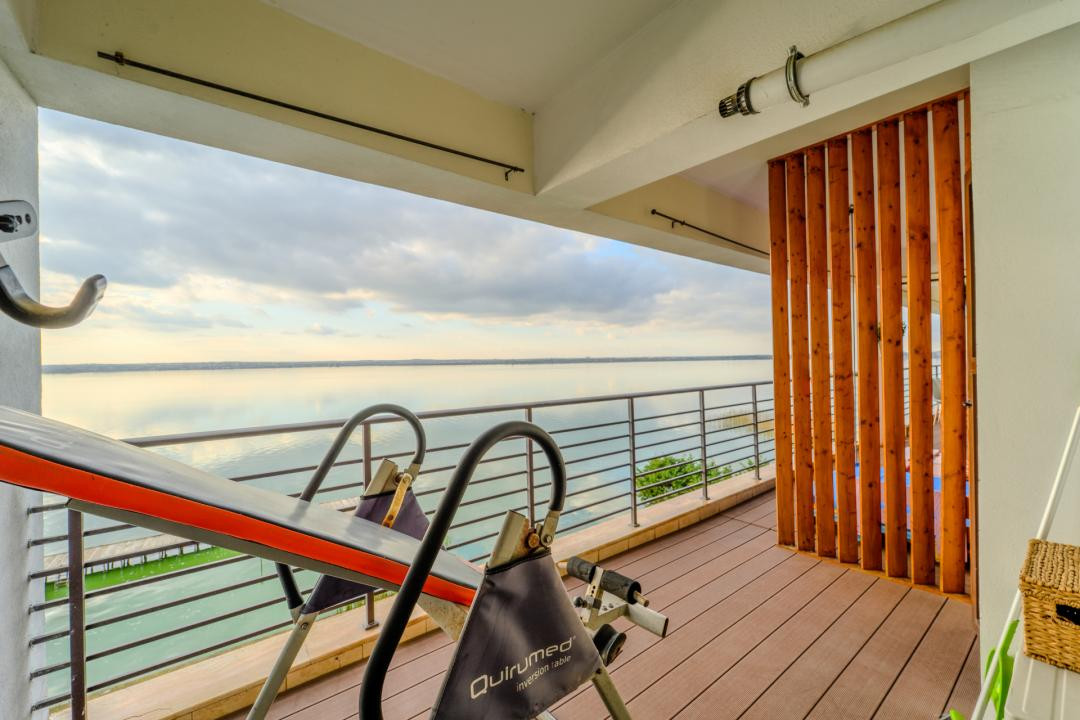 Mamaia Butoaie 3 camere 157,10 mp 2 parcări subterane și vedere frontală la lac