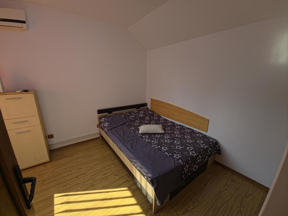 Cumpăna casă 3 camere cu garaj și curte termen lung 