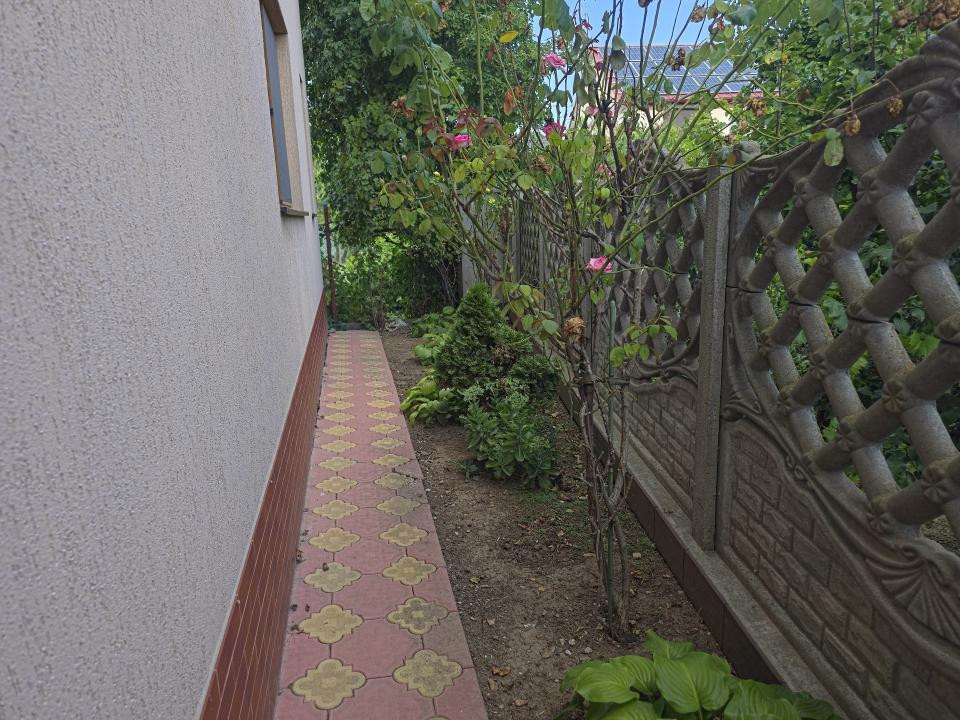 Cumpăna casă 3 camere cu garaj și curte termen lung 