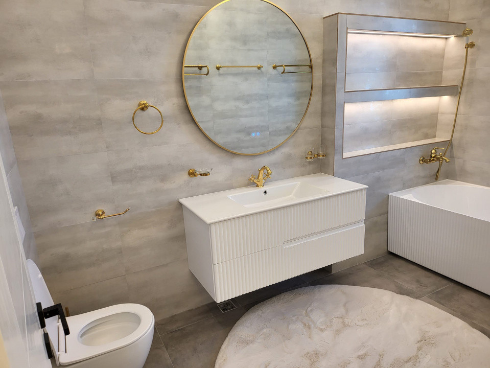Mamaia apartament 4 camere vedere lac