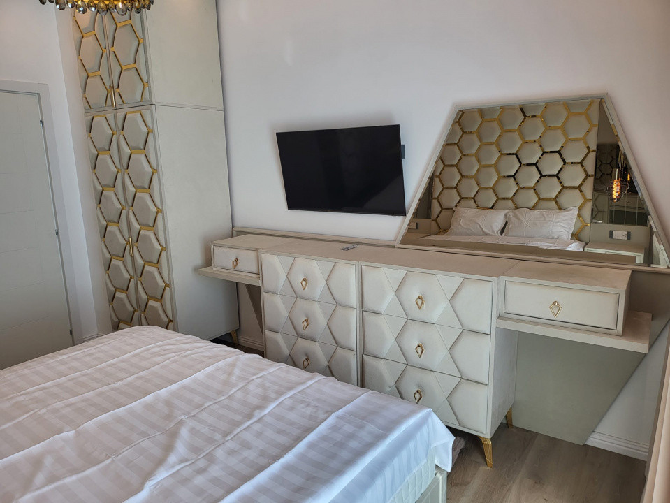 Mamaia apartament 4 camere vedere lac