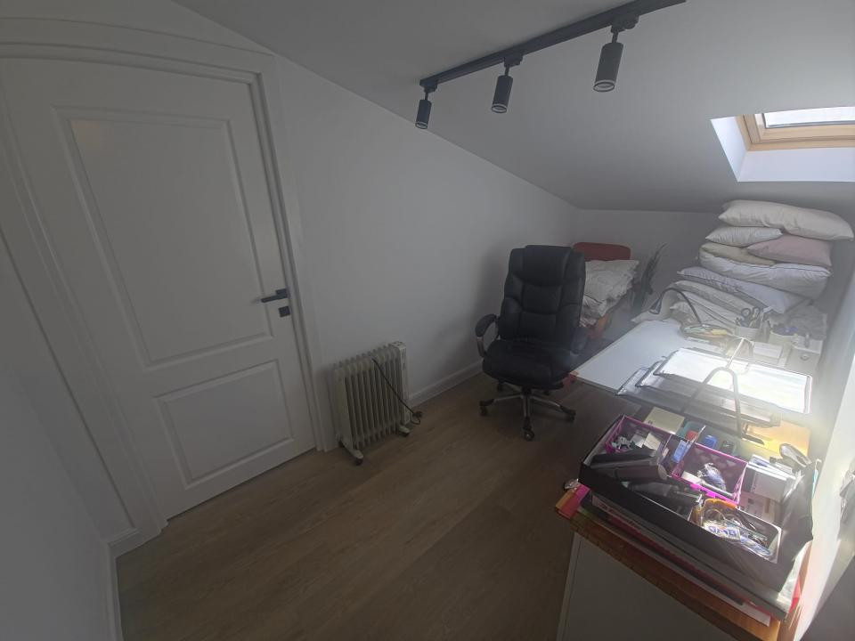 Trocadero casa P+M 3 camere termen lung