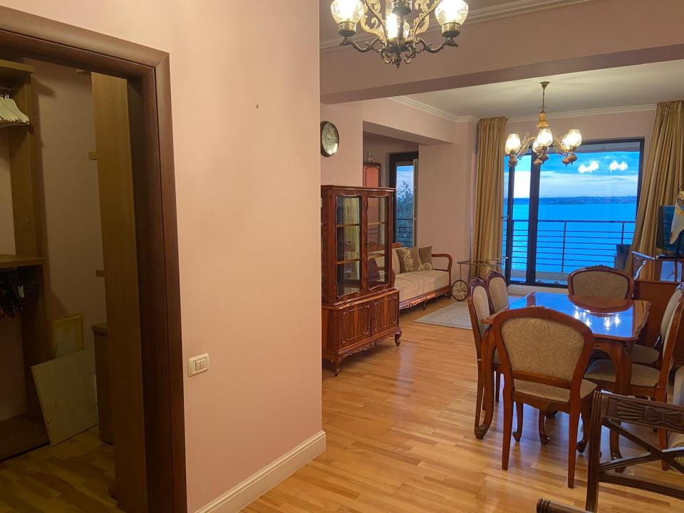 Mamaia Butoaie apartament 3 camere vedere lac termen lung