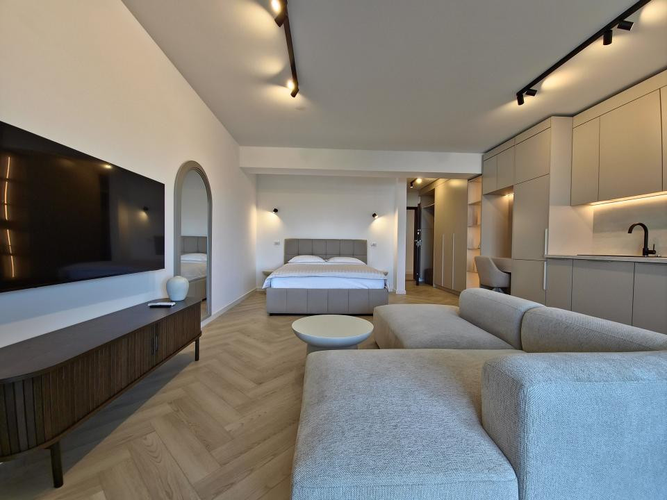 Prima închiriere Studio lux vedere lac parcare subterană Mamaia