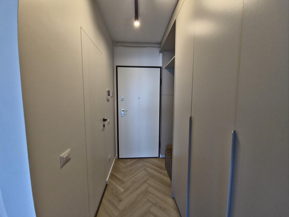 Prima închiriere Studio lux vedere lac parcare subterană Mamaia