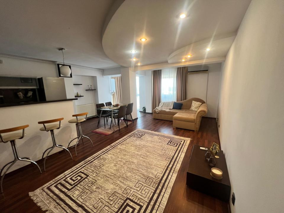 Faleza Nord apartament 3 camere loc parcare termen lung
