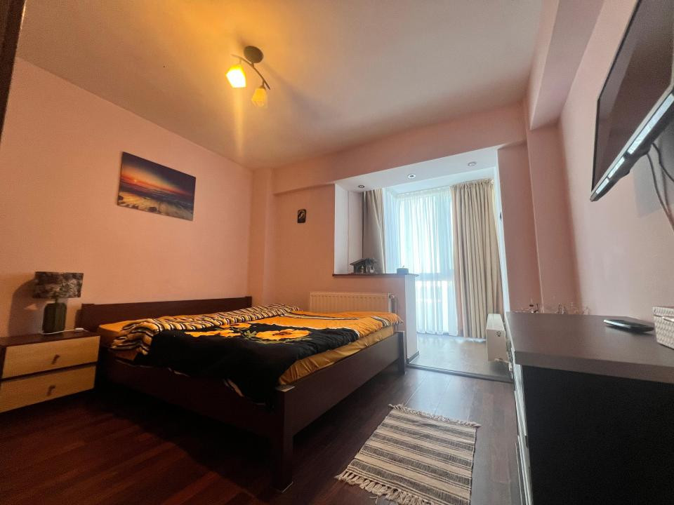 Faleza Nord apartament 3 camere loc parcare termen lung
