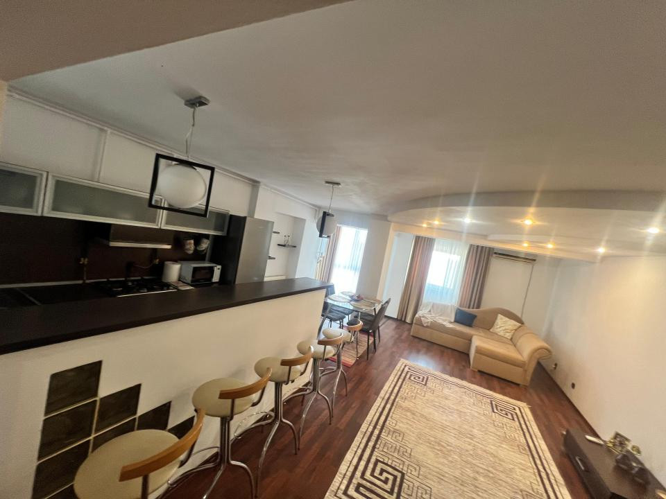 Faleza Nord apartament 3 camere loc parcare termen lung