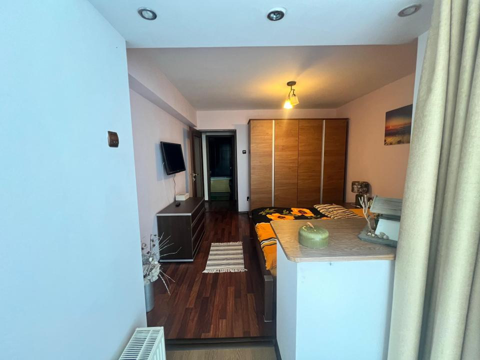 Faleza Nord apartament 3 camere loc parcare termen lung