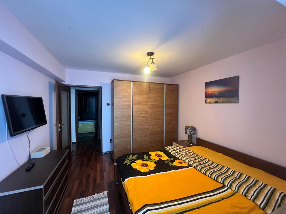 Faleza Nord apartament 3 camere loc parcare termen lung