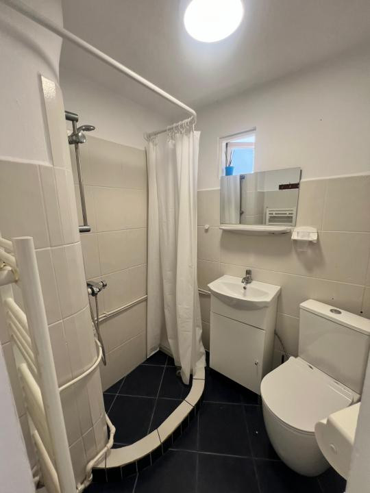 Ultracentral casa 3 camere termen lung