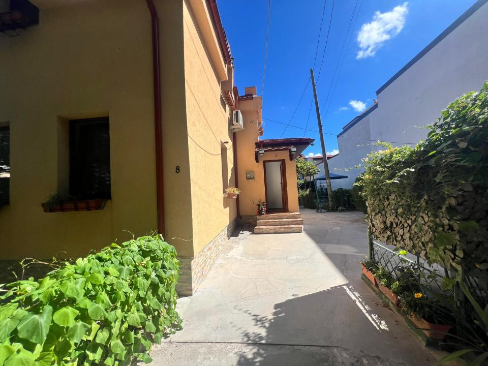 Ultracentral casa 3 camere termen lung