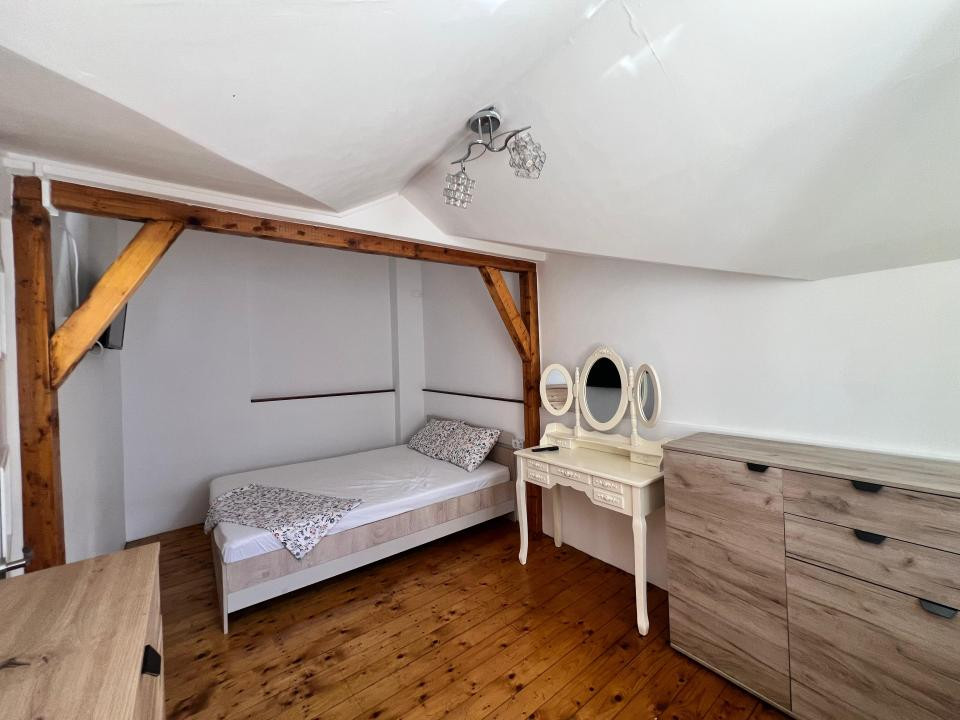 Ultracentral casa 3 camere termen lung