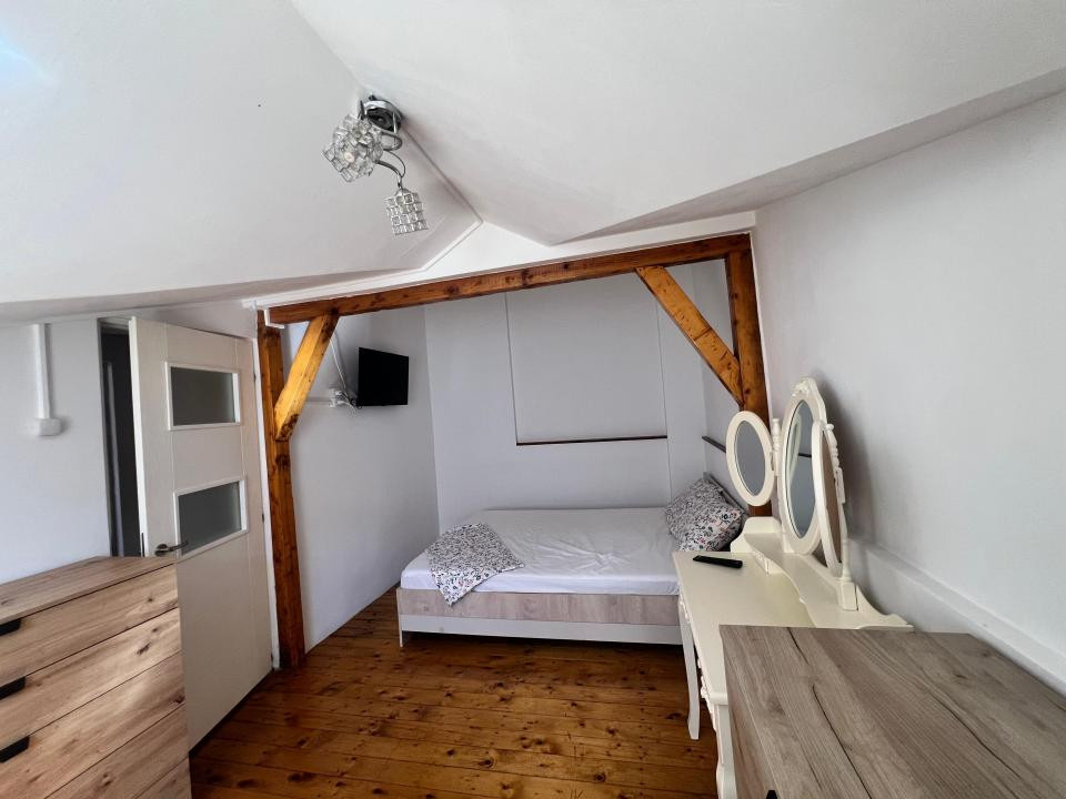 Ultracentral casa 3 camere termen lung