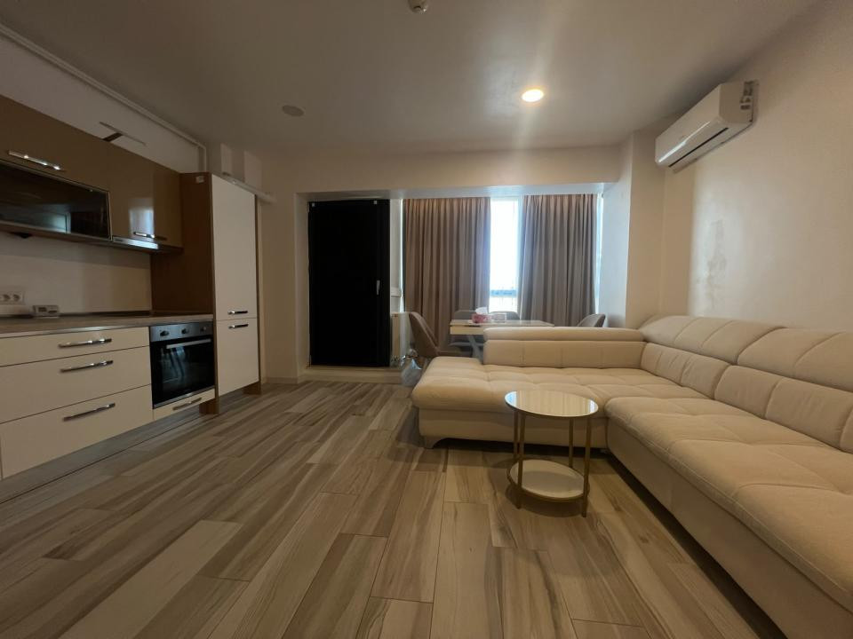 Mamaia studio modern termen lung