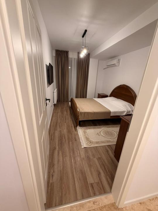 Summerland apartament 2 camere renovat loc parcare termen lung