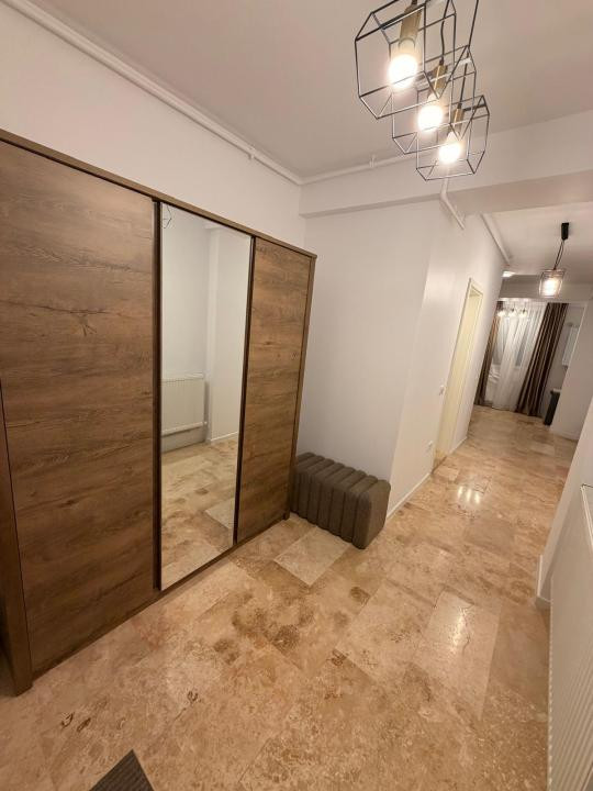 Summerland apartament 2 camere renovat loc parcare termen lung
