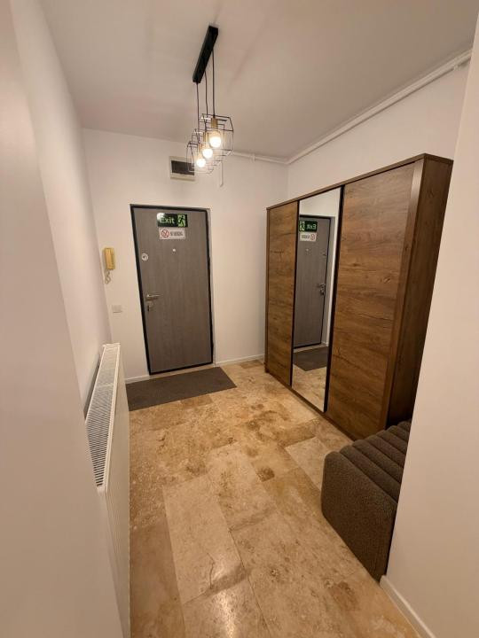 Summerland apartament 2 camere renovat loc parcare termen lung