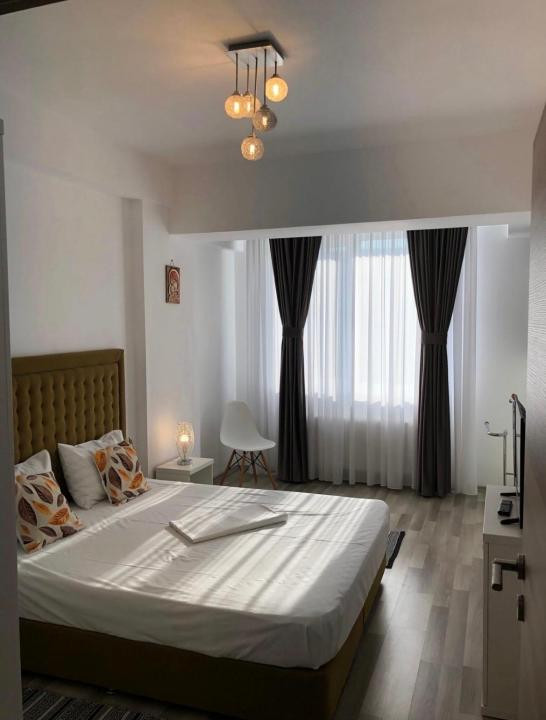 Summerland apartament 2 camere loc parcare termen an universitar