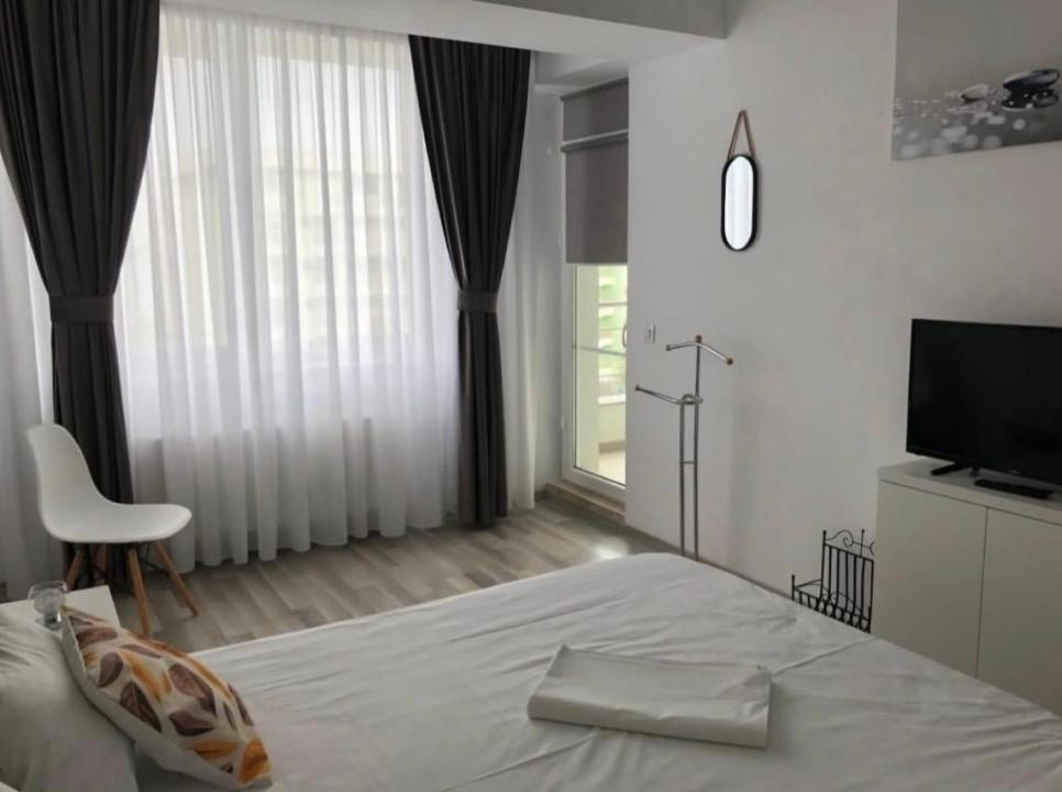Summerland apartament 2 camere loc parcare termen an universitar