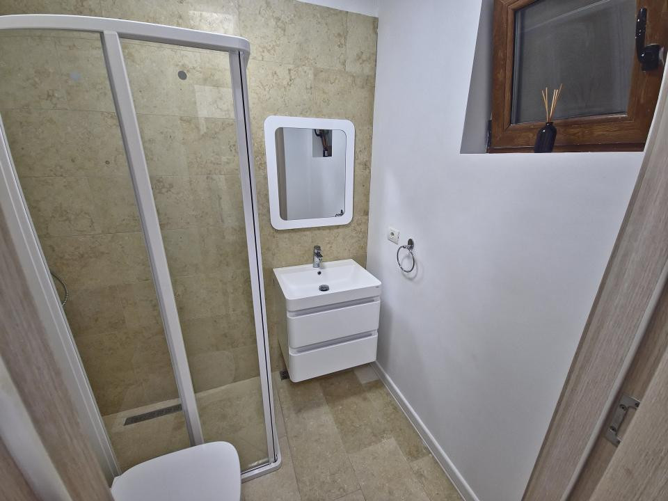 Tomis Central spatiu 47 mp ideal birouri prima inchiriere