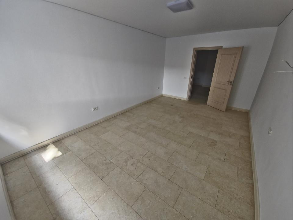 Tomis Central spatiu 47 mp ideal birouri prima inchiriere
