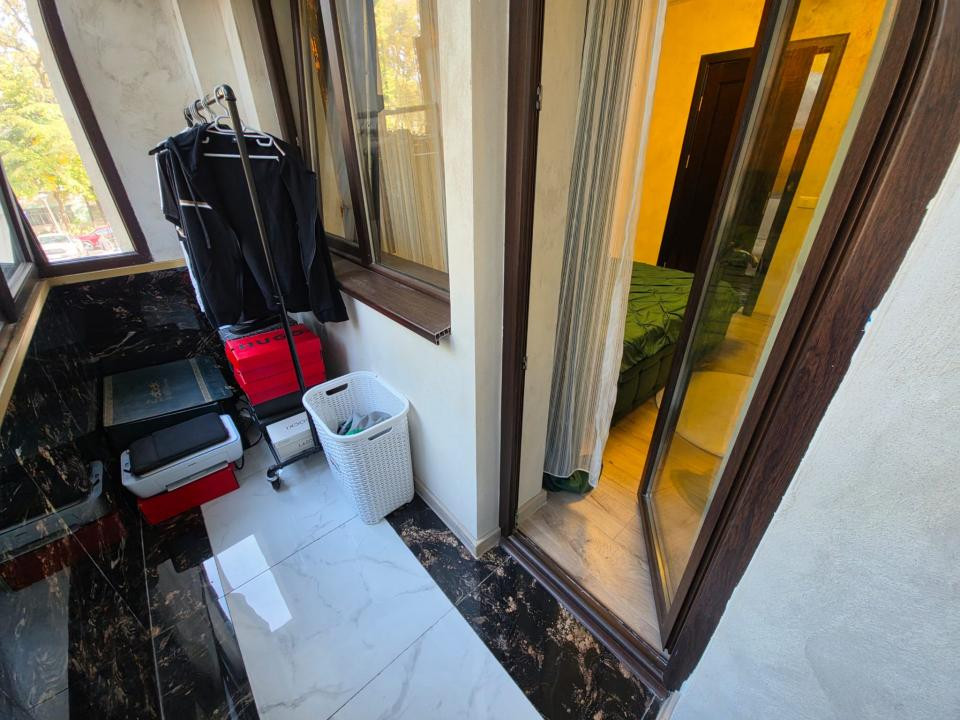Tomis Nord Cambrige School apartament 4 camere renovat integral loc parcare