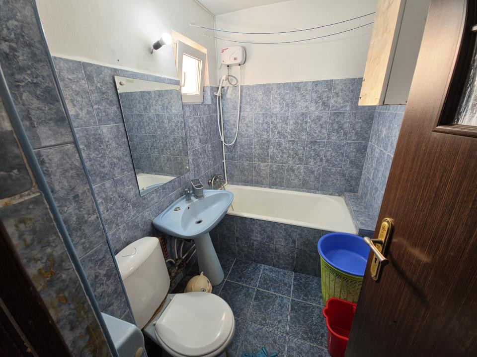 Tomis 3 apartament 3 camere decomandat Bd. Tomis