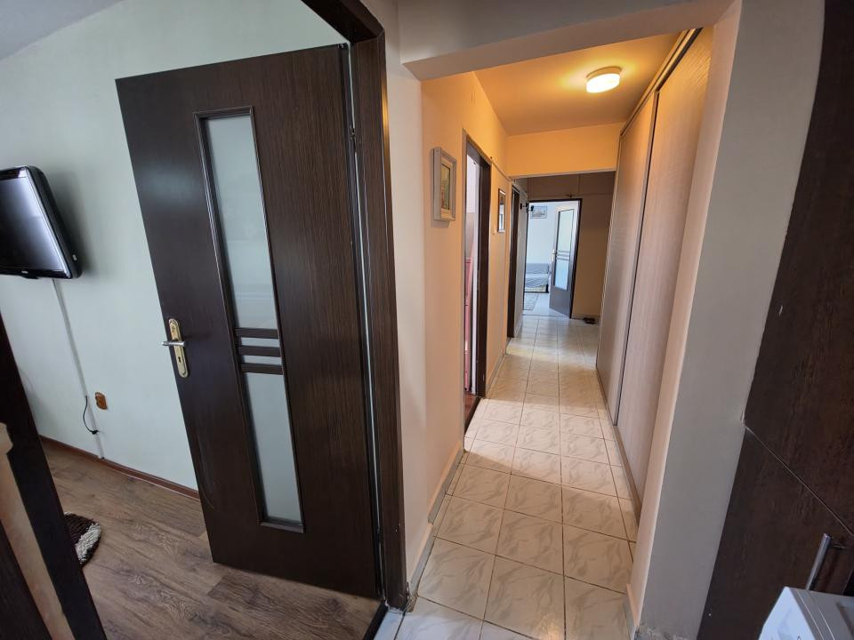 Tomis 3 apartament 3 camere decomandat Bd. Tomis
