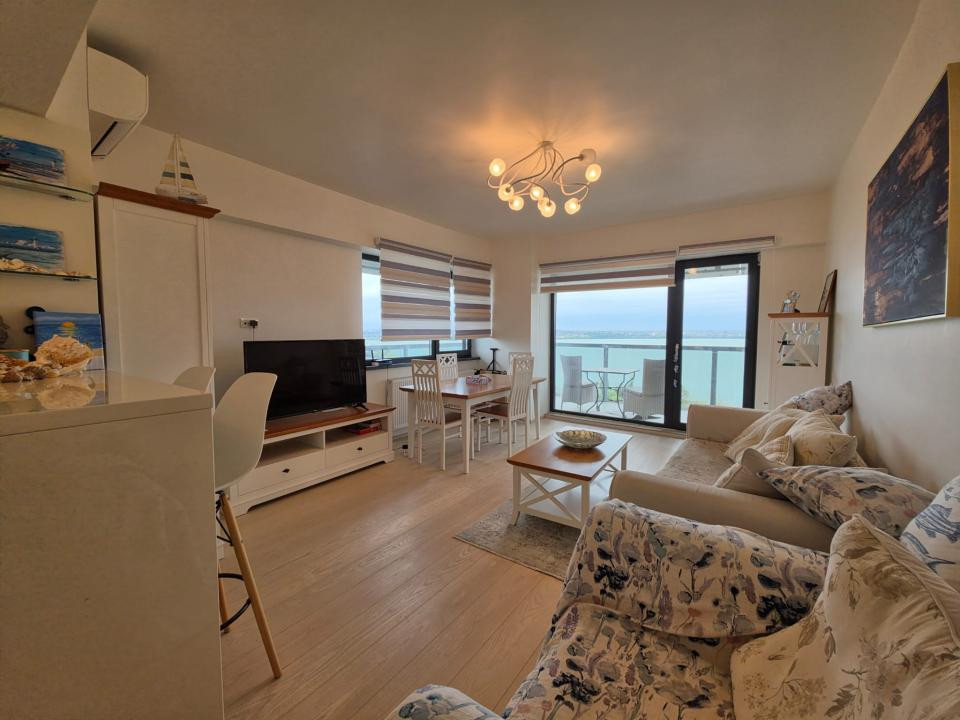 Mamaia Central apartament 2 camere vedere mare si lac