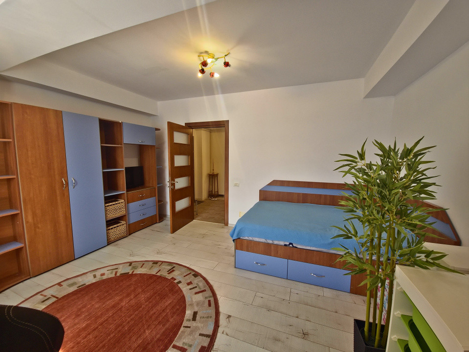 Compozitorilor apartament 3 camere Decomandat suprafata totala de 114 mp