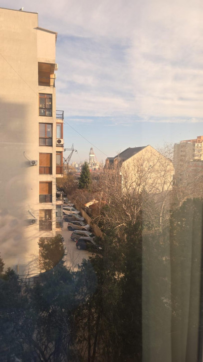 Gara aparatament 3 camere decomandat