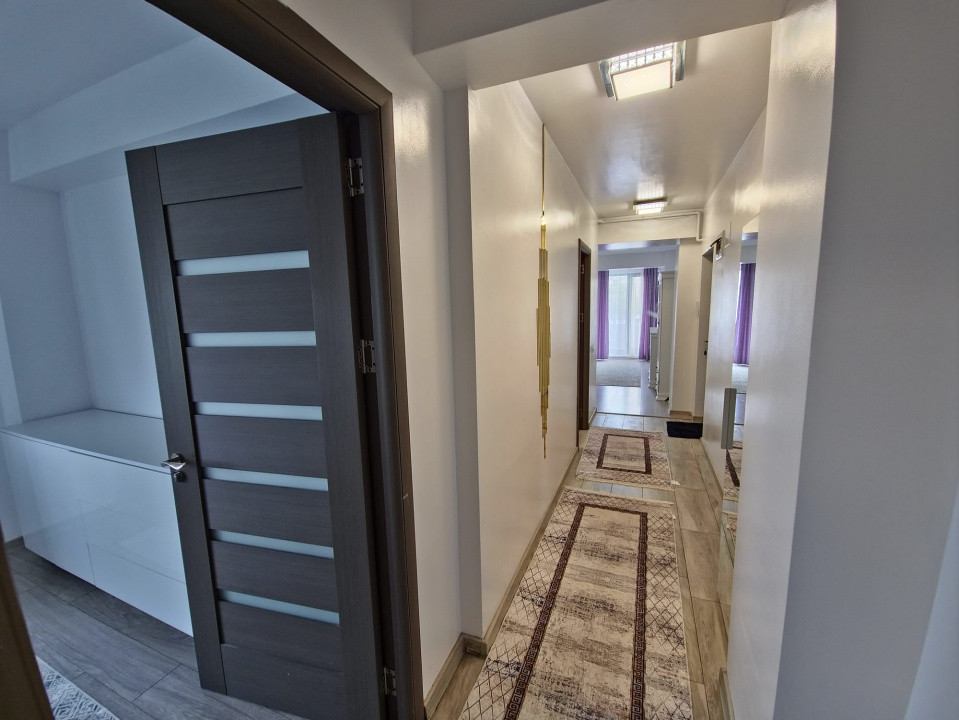 Tomis Plus apartament 2 camere decomandat cu lift si loc de parcare