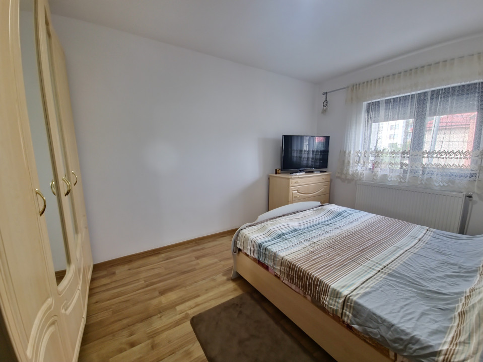 Mamia Nord Vila moderna  4 camere gradina si foisor